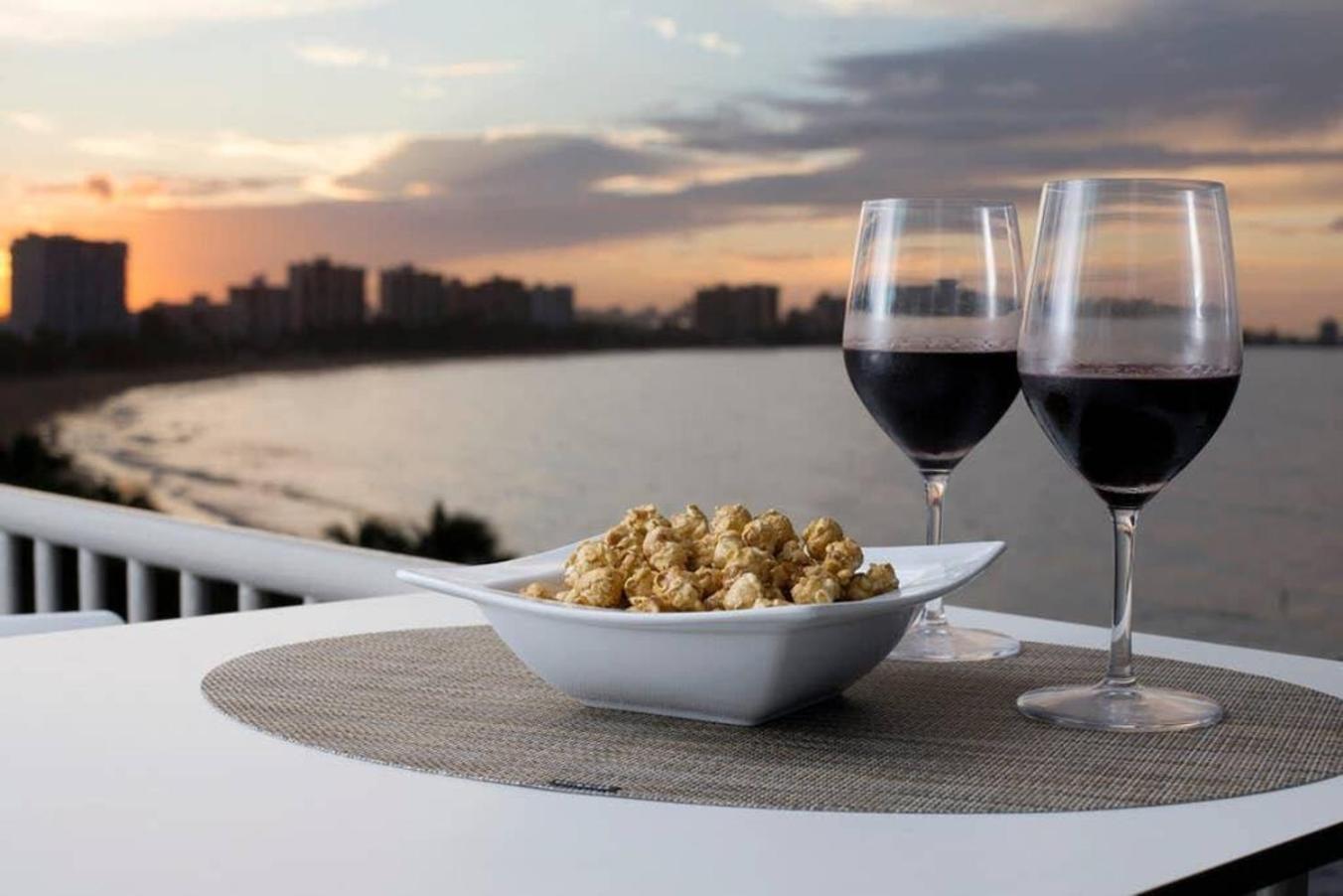 Pr Rentals Beach Front Penthouse A 604 San Juan Exterior photo